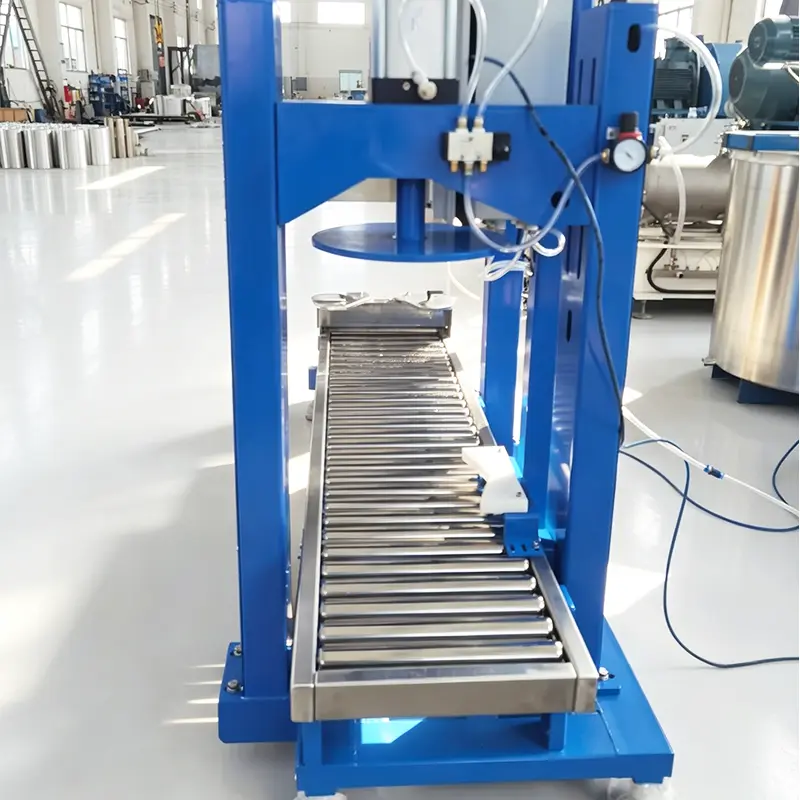 Sanitary Liquid Filler Syrup Oral Liquid Bottle Filling Machine — view 1