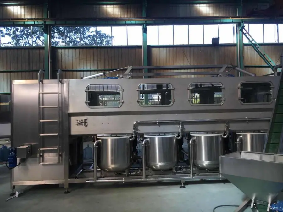 600 BPH Fully Automatic 5 Gallon Barrel Filling Machine Pure Mineral Water — image 5