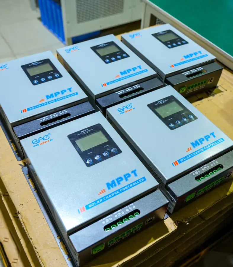 30A MPPT Solar Charge Controller 12V 24V 48V Auto Voltage Regulator for Solar System — image 4