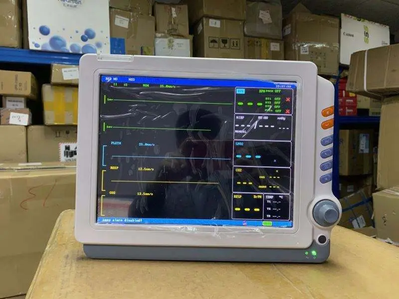 Touch Screen Veterinary Portable Vital Signs Monitor SPO2 Saturation Handheld VET Monitor for Cats Dogs Horse Pets — image 3