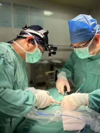Surgical 4K HD Camera Headlight and Headcam with Camera Medical 4k HD Camera for Surgery — image 4