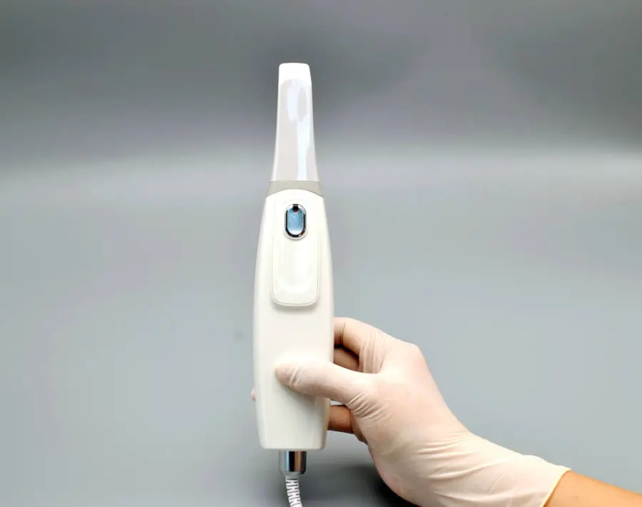 Newly High Quality Dental Intraoral Equipment Digital Lmplant Orthodontics Restoration Intraoral Scanner — image 3
