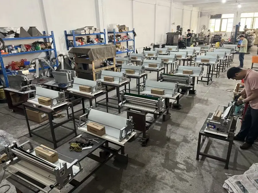 Small 380mm Glue Applicator Spreader Application Manual Cardboard Paper Sheet Adhesive Coating Pasting Gumming Gluing Machine — image 4