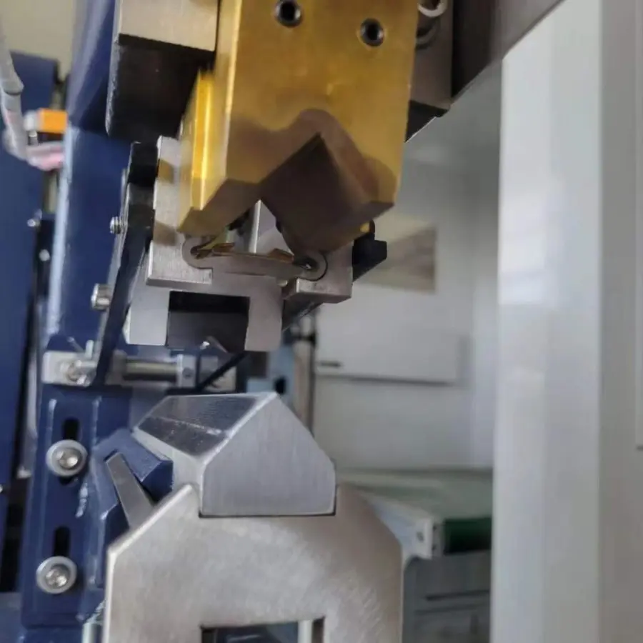 KET Hot Selling 2025 New Manual Rigid Paper Box Corner Pasting Machine Box Forming for Cardboard — image 7
