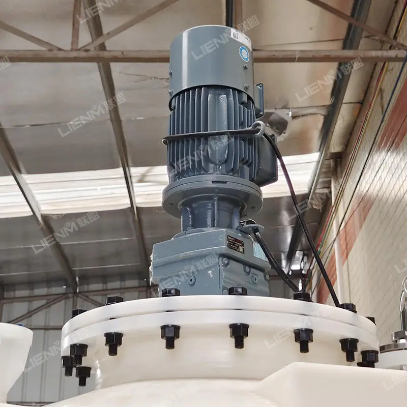 Customized Custom Chemical Liquid Mixing Tanks HDPE Plastic 1000L Industrial Cleanser Mixing Tank With Agitator — view 3