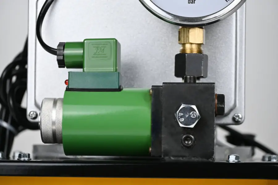 Zhh700B Solenoid Valve One-way Solenoid Valve Electric Hydraulic Pump High Power Single Acting Electric Pump — image 3