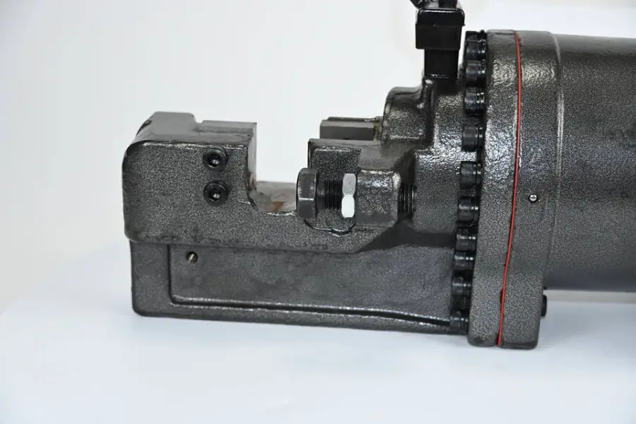 JINPAI 2022JP-28 Hydraulic Rebar Cutter Portable Rebar Cutting Machine — image 5