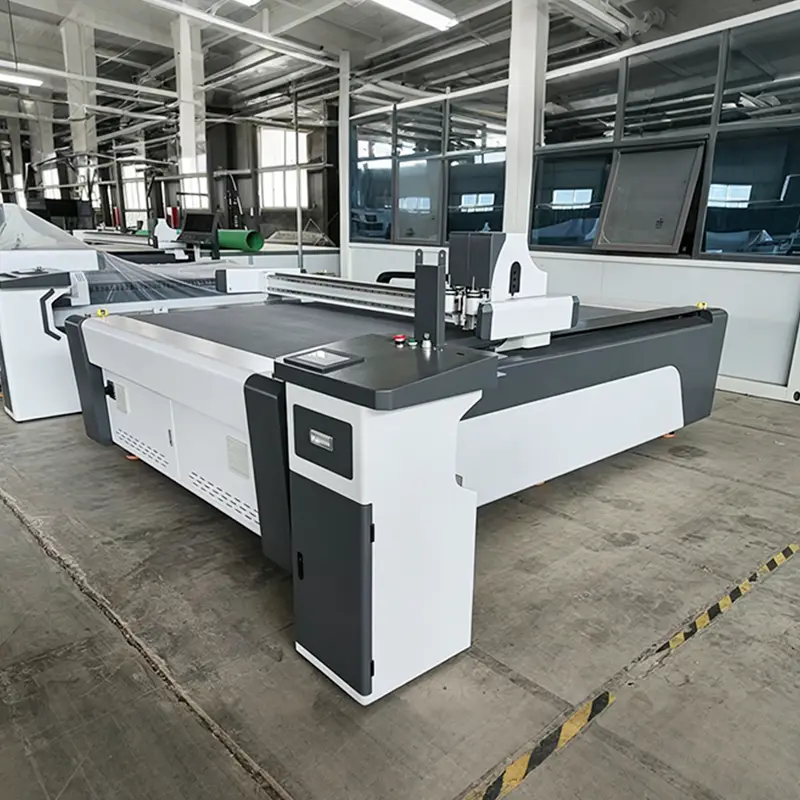 Industrial CNC Fabric Cloth Sofa Curtain Bedding Digital Cutting Textile Machine Automatic Cutter for Automotive Upholstery — image 4