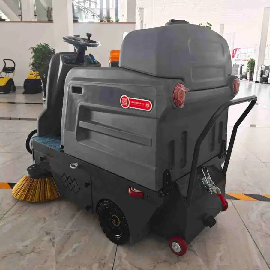 CleanHorse M3 New Ride-On Industrial Electric Mini Floor Sweeper Machine Self-Propelled 48V52Ah Battery Easy Operating 1200mm — image 6