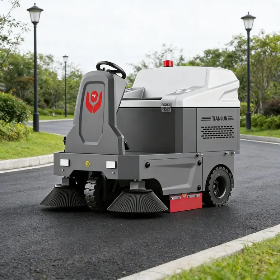CleanHorse M3 New Electric 48V80Ah Self-Propelled Ride-on Brush Cleaning Industrial Warehouse Vacuum Floor with 180L Dus — view 3