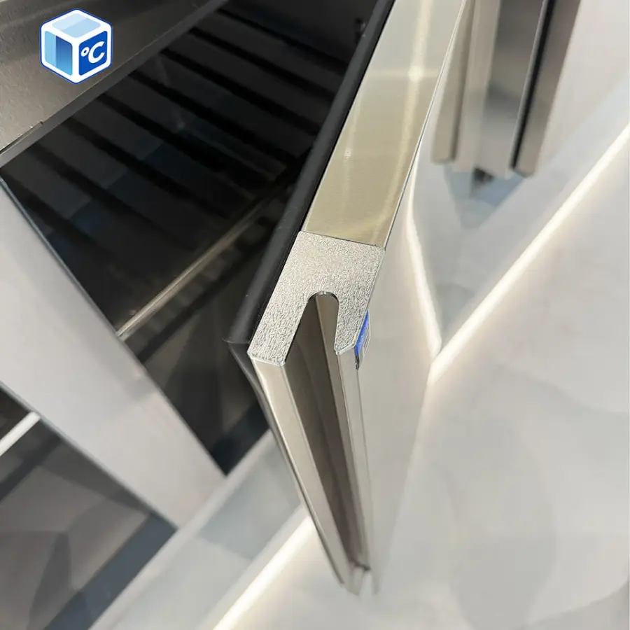 Energy Saving Stainless Steel Freezers Direct Cooling 4 Door -18℃ Vertical Commercial Kitchen Freezer for Sale — image 7