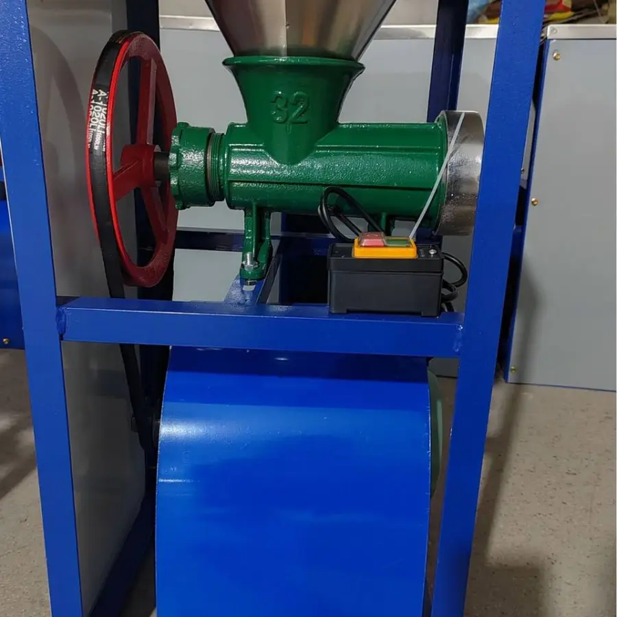 New 32# Luxury Compact Split-Type Powder-Coated Meat Grinder with Power Switch — image 3