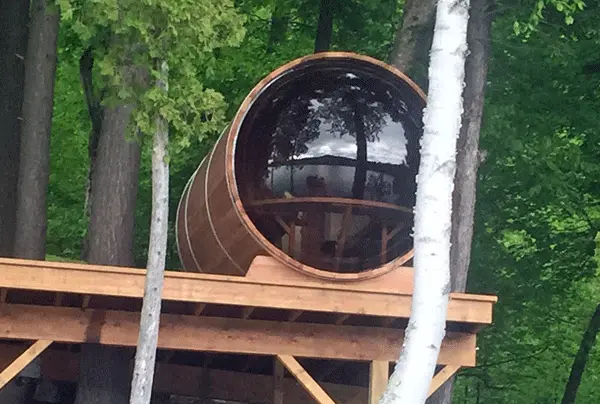 Outdoor Barrel Sauna with Window Pine Hemlock Red Cedar Outdoor Panoramic Barrel Sauna Room — image 5