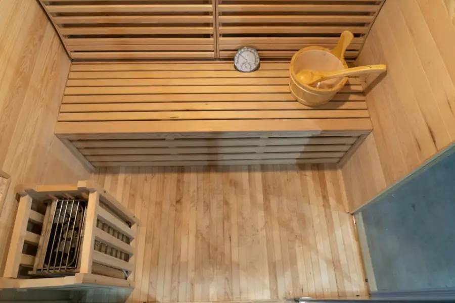 Traditional 3 Person Size Indoor Wet Steam Sauna Room With Jade Stone on Wall — view 6