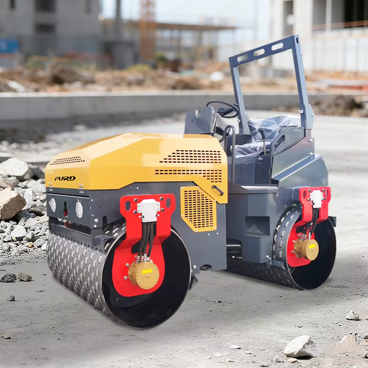 Riding 4000 Kg Articulated Padfoot Trench Roller