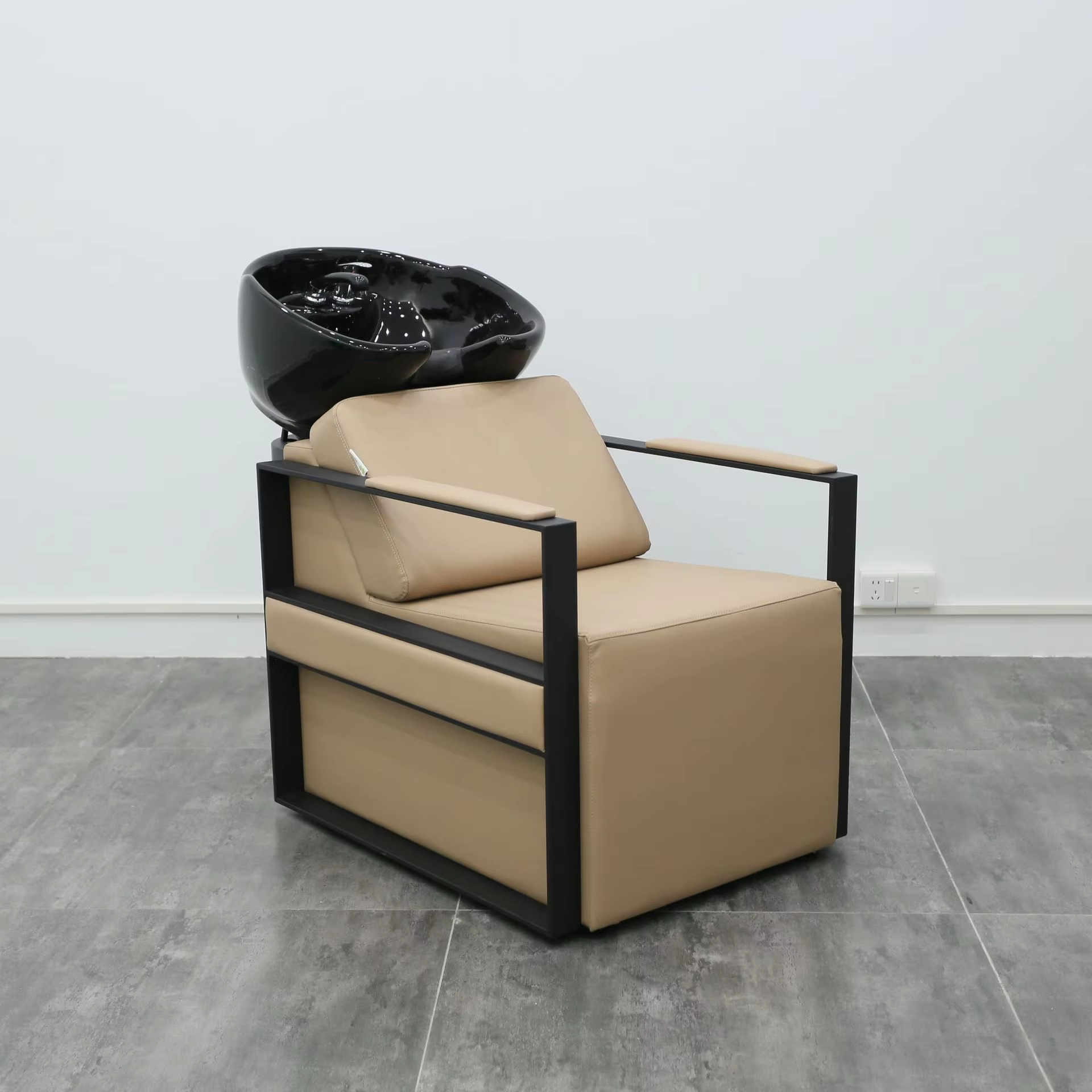 Modern Barber Shop Shampoo Chair