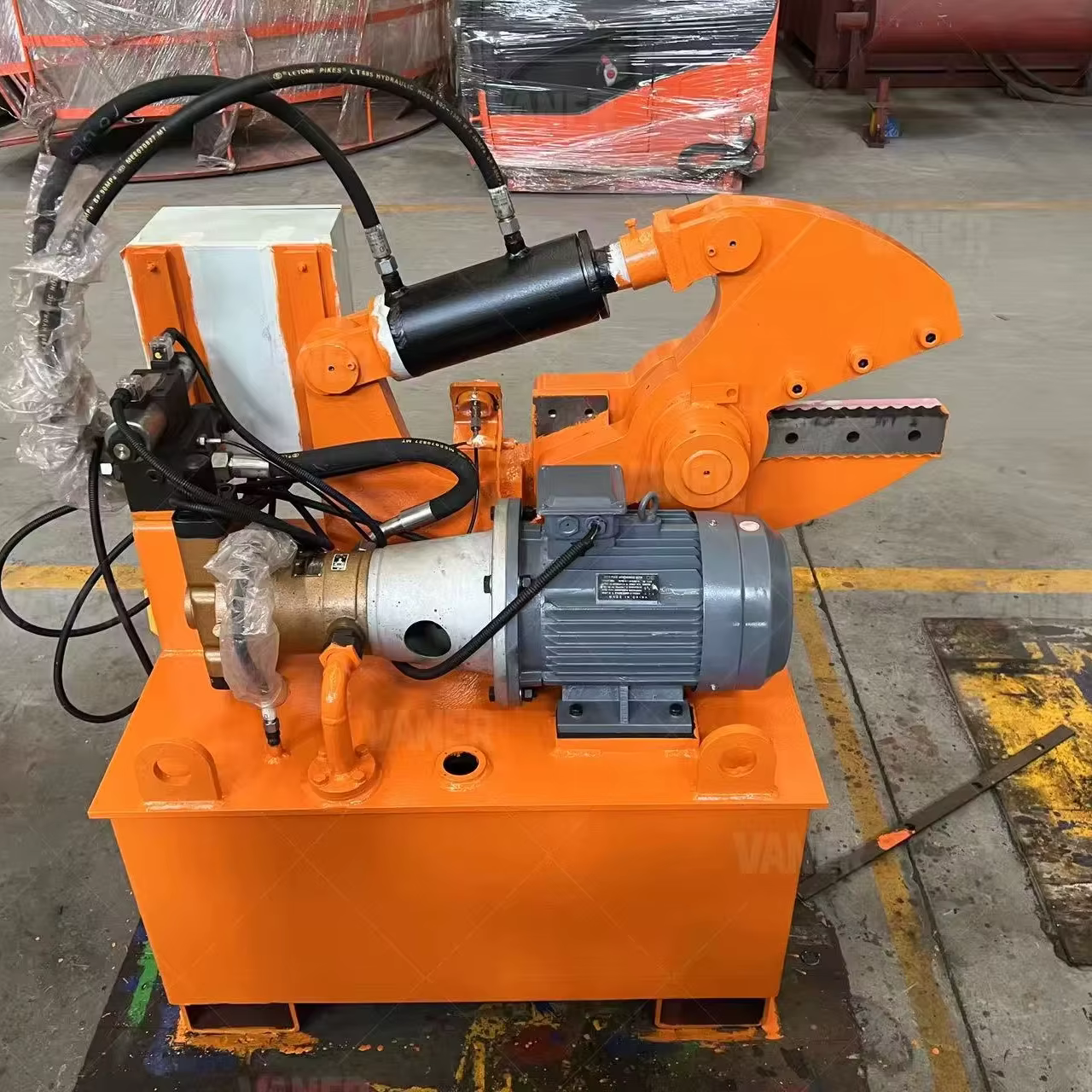 Vaner AS 250 Automatic Hydraulic Scrap