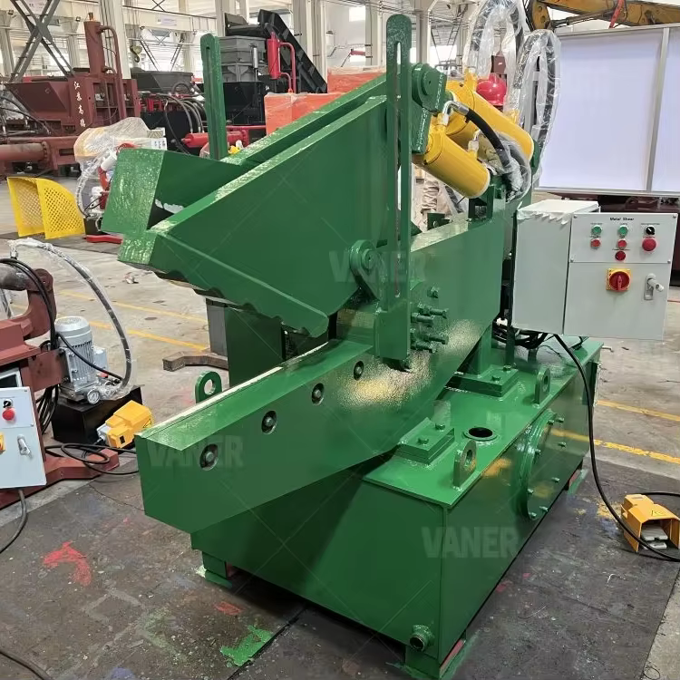 Vaner AS 250 Automatic Hydraulic Scrap