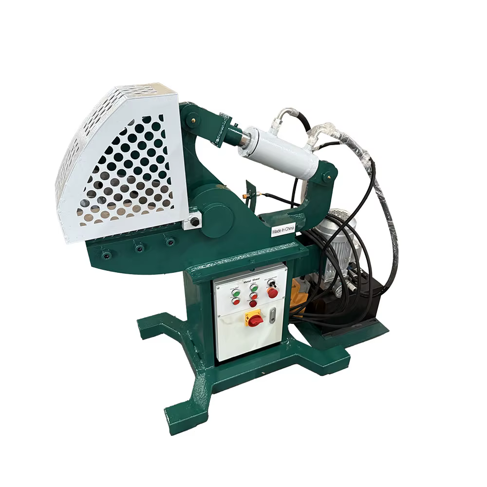 Small Household Hydraulic Shears Are Used