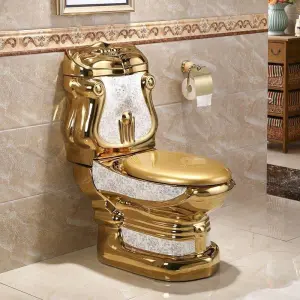 Luxury Premium Full Gold Plated Mirror Finish Fade Resistant Scratch Resistant Ornate Carved Golden Toilet for Luxury Renovation