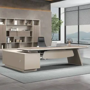 Modern Italian Style Wooden Panel Modular Creative Commercial Office Furniture High-end Luxury Boss CEO Desk Lightweight Office